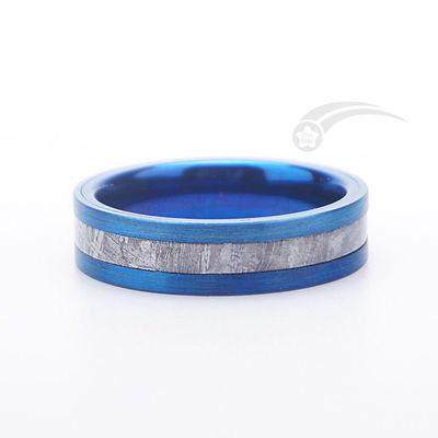 Blauw geplatte wolfraam meteoriet ring Muonionalusta Gunuine meteoriet